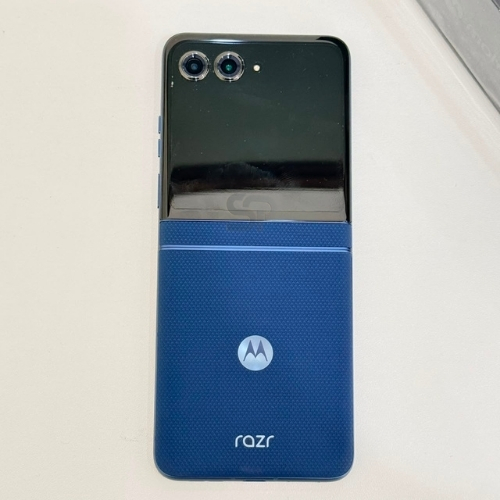 MOTOROLA RAZR 60 8/256GB DEEP BLUE